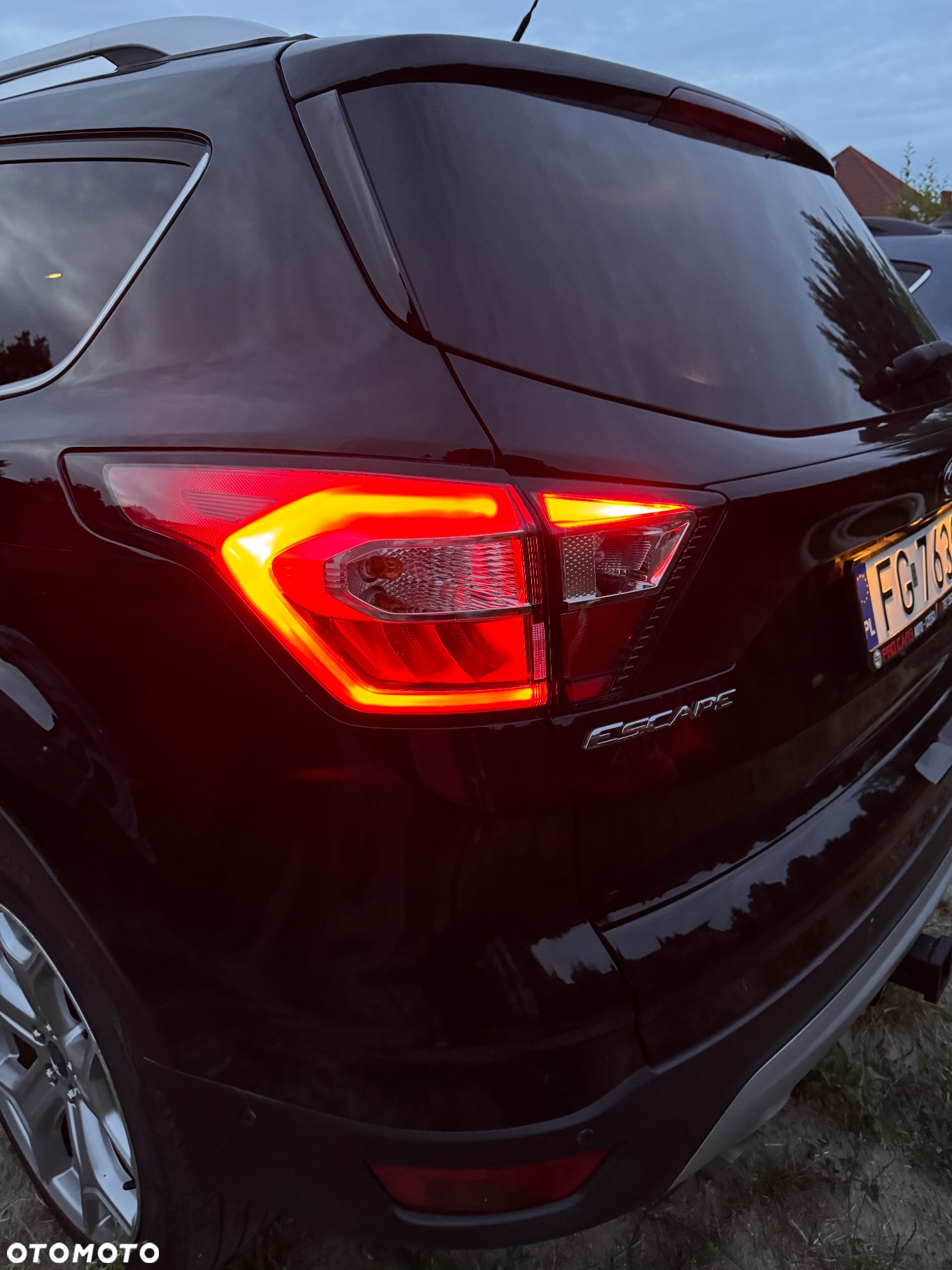 Ford Escape 2.0 EcoBoost AWD Titanium - 22