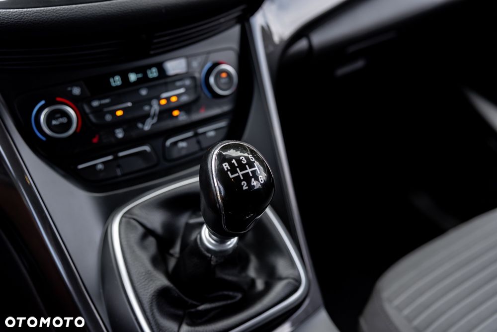 Ford Grand C-MAX - 37