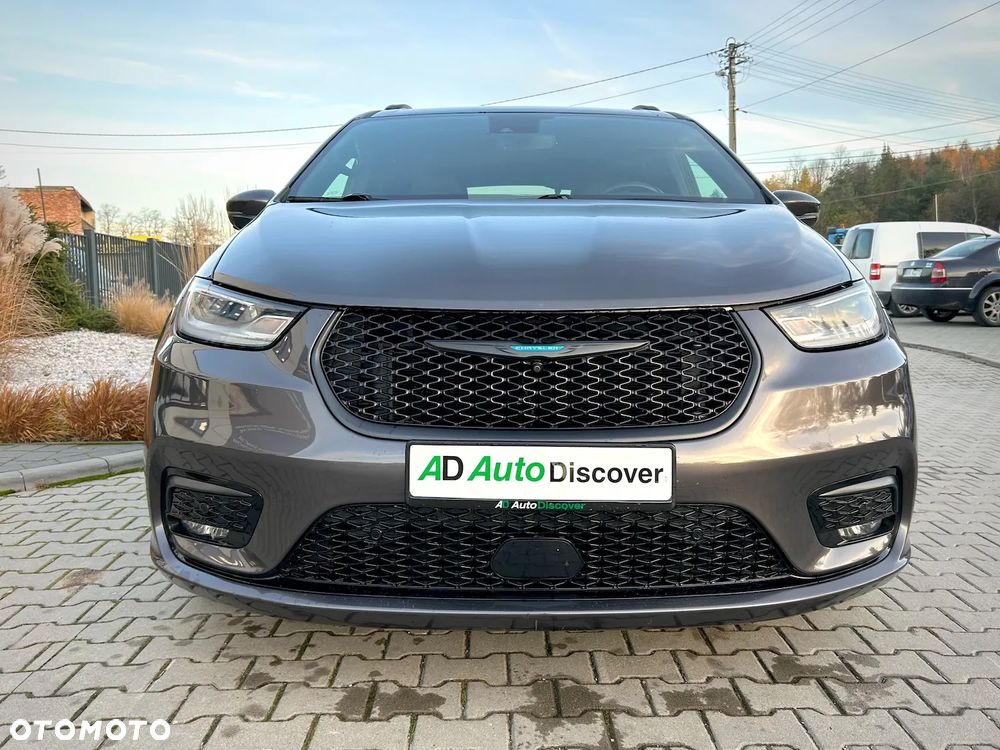 Chrysler Pacifica - 5