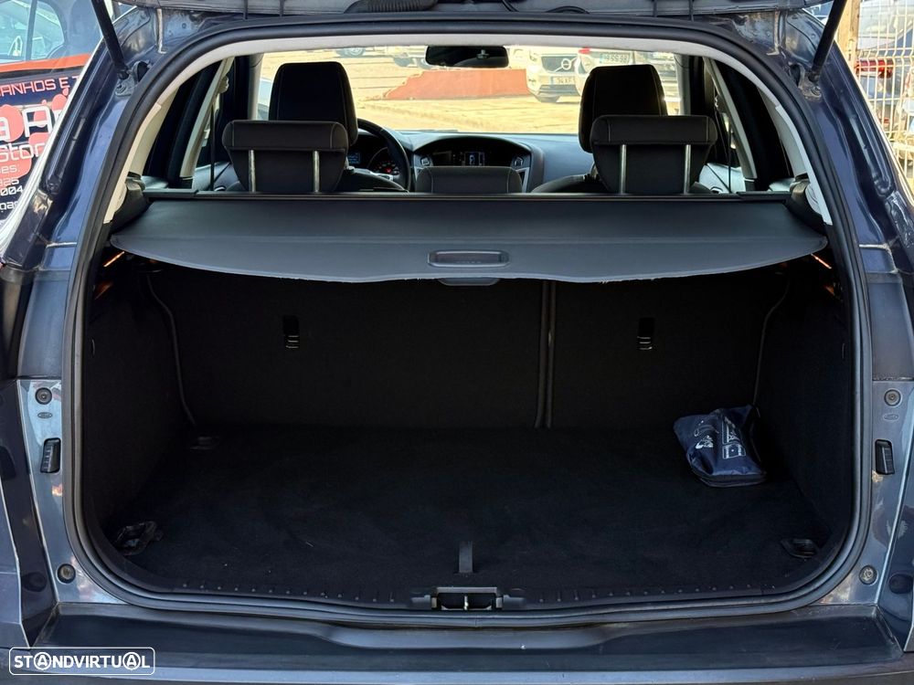 Ford Focus SW 1.0 SCTi Titanium - 19
