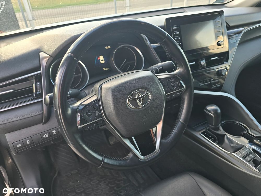 Toyota Camry 2.5 Hybrid Executive CVT - 31