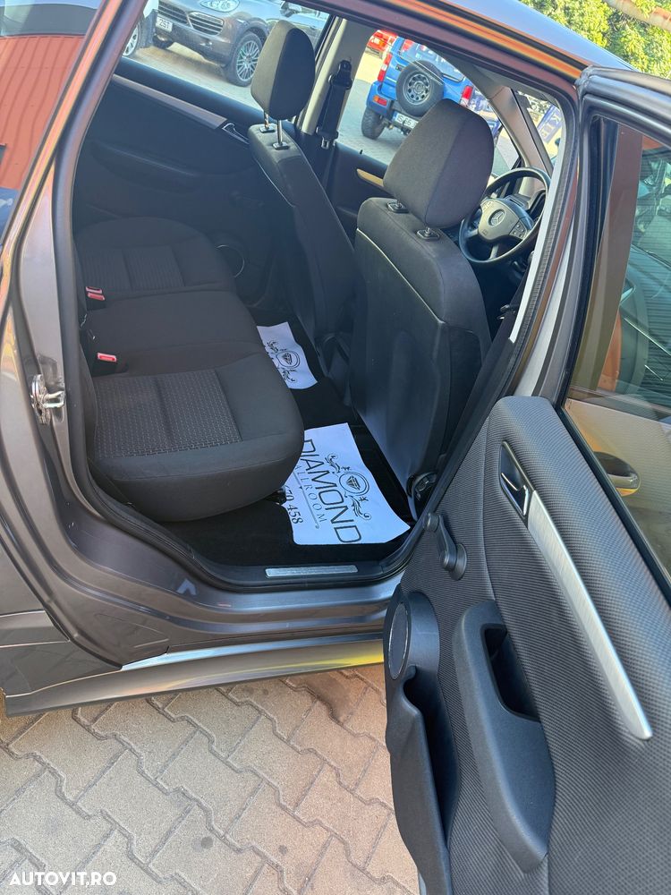 Mercedes-Benz B 200 Autotronic - 33