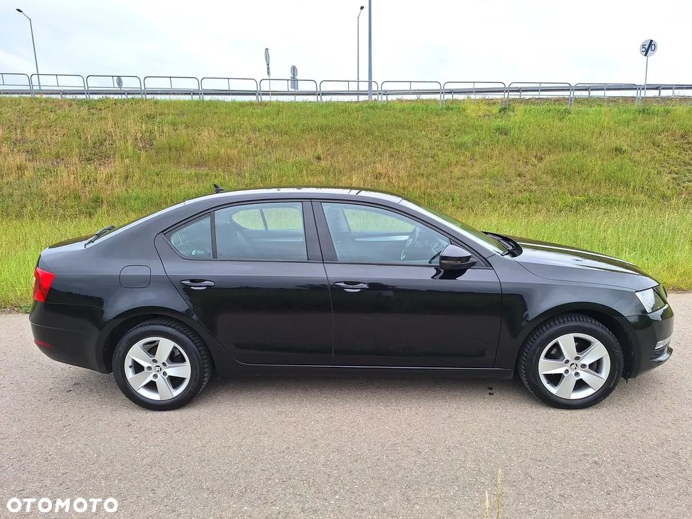 Skoda Octavia 1.6 TDI Ambition - 22