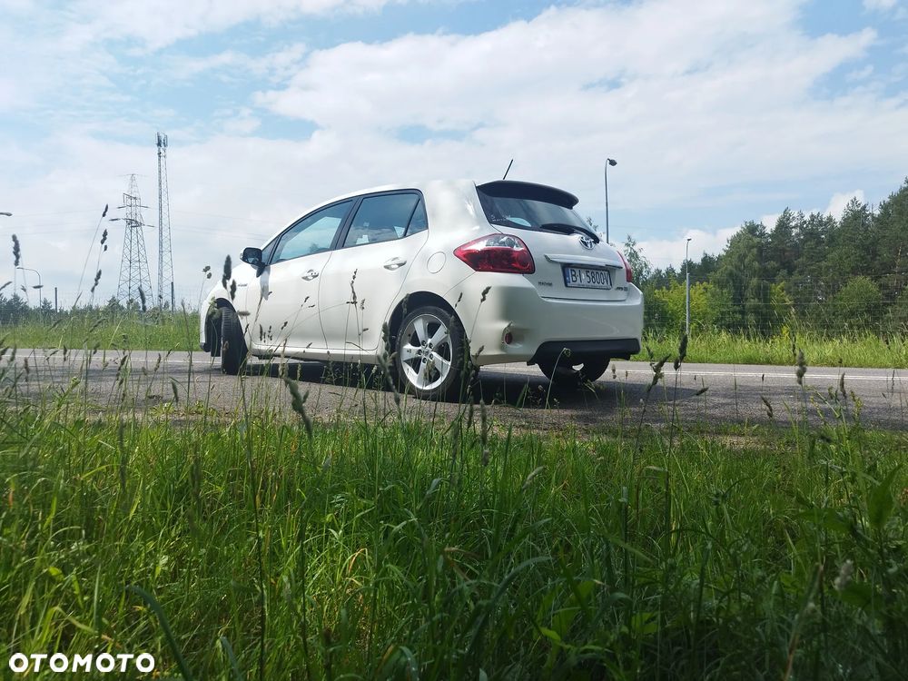 Toyota Auris - 9
