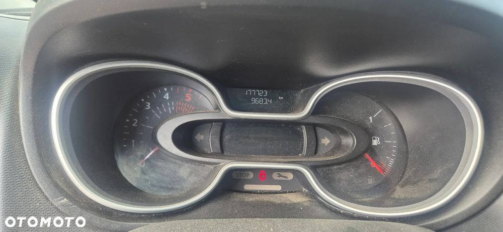Renault TRAFIC - 22