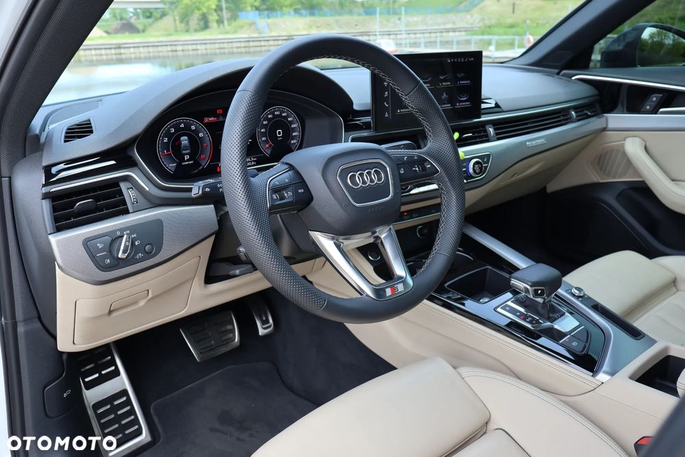Audi A4 Limousine 45 TFSI quattro S tronic S line - 28