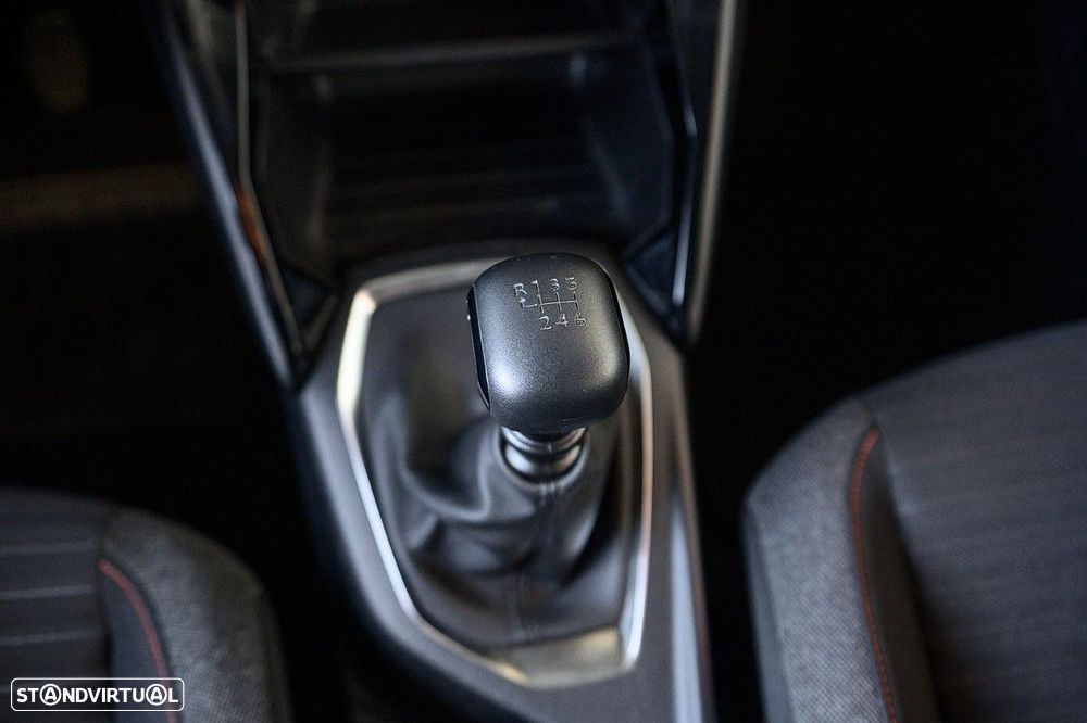 Peugeot 208 1.2 PureTech Active - 49