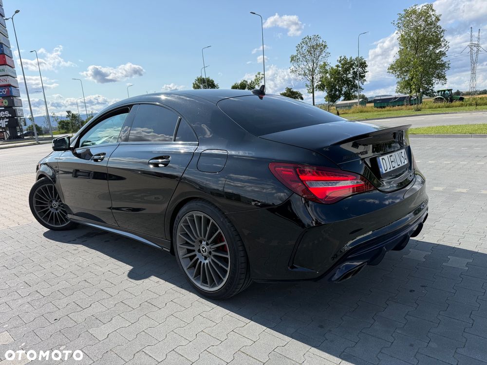 Mercedes-Benz CLA - 1