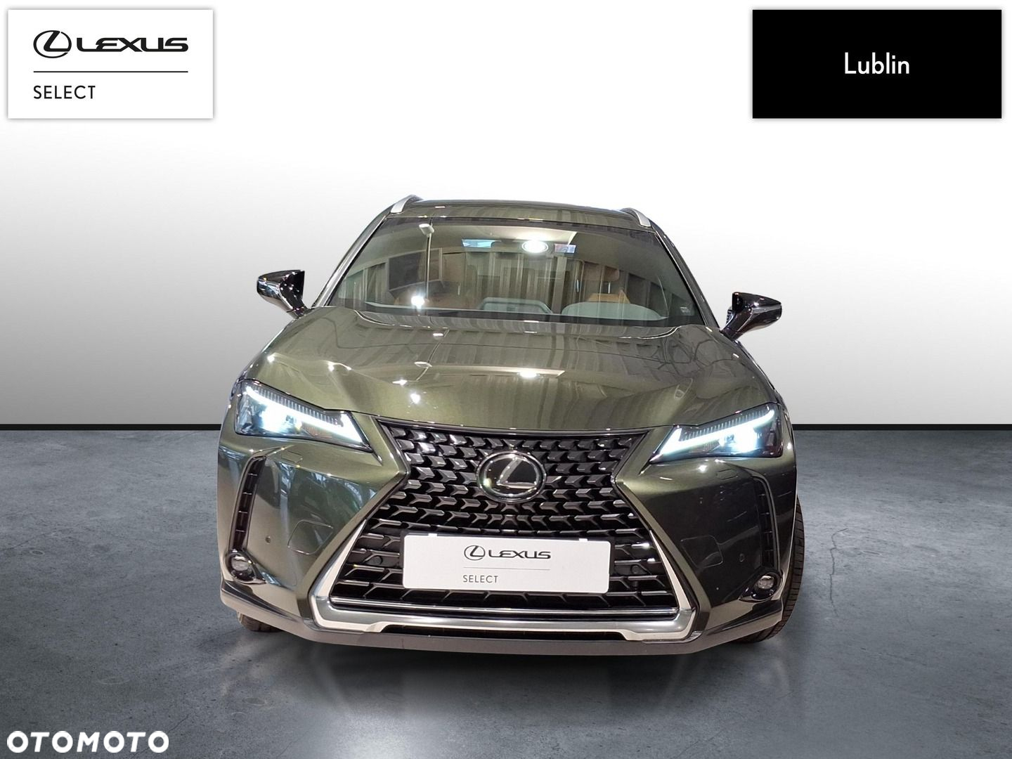 Lexus UX - 8