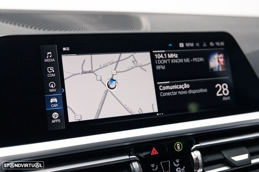 BMW 320 e Pack M Auto - 32