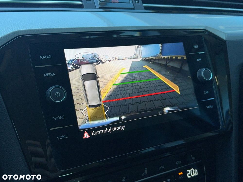 Volkswagen Passat Variant - 21