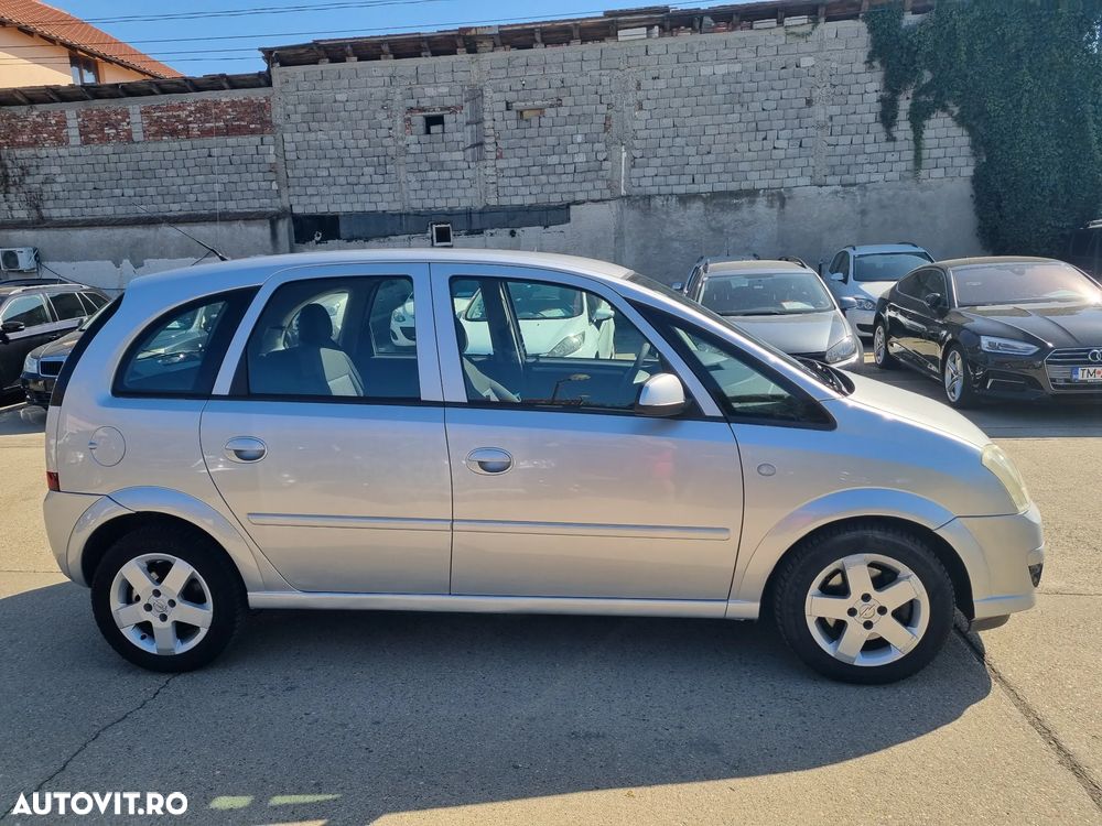 Opel Meriva 1.6i Cosmo Easytronic - 23
