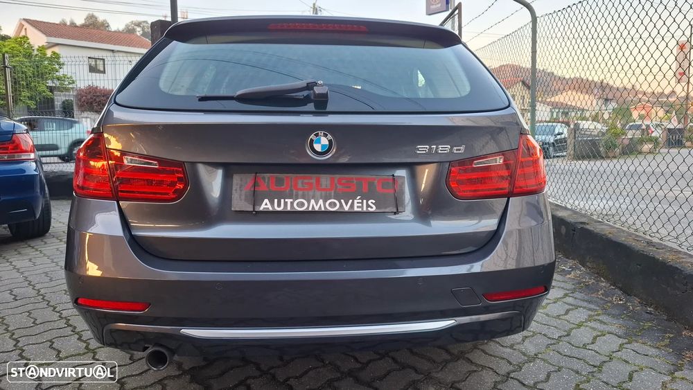 BMW 318 d Line Sport - 14