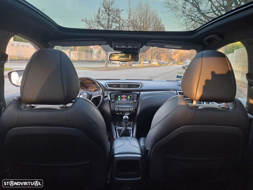 Nissan Qashqai 1.5 dCi Tekna Bose+A+C - 11