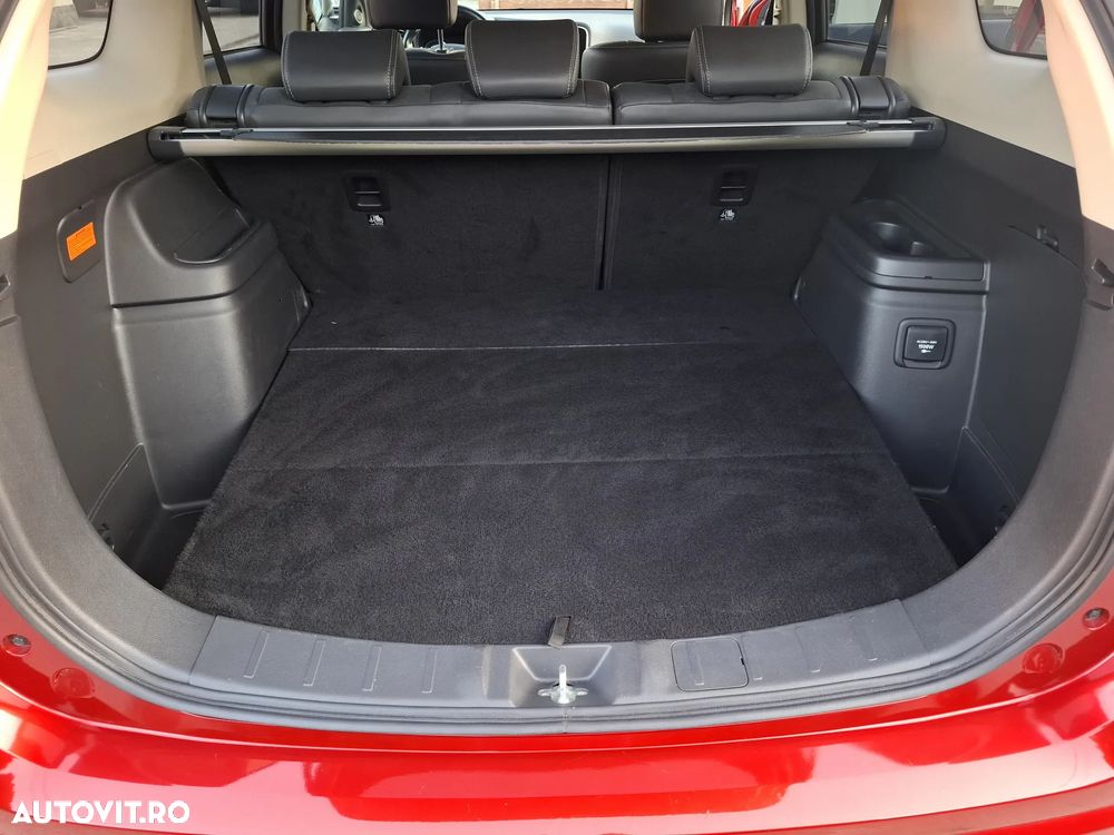 Mitsubishi Outlander - 14