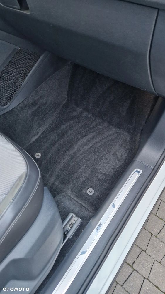 Volkswagen Tiguan 2.0 TDI SCR R-Line - 15