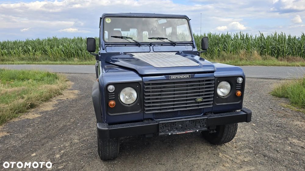Land Rover Defender - 11
