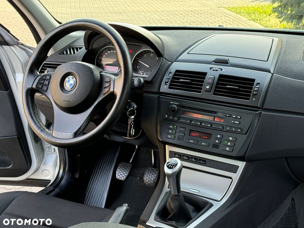 BMW X3 2.0d - 8