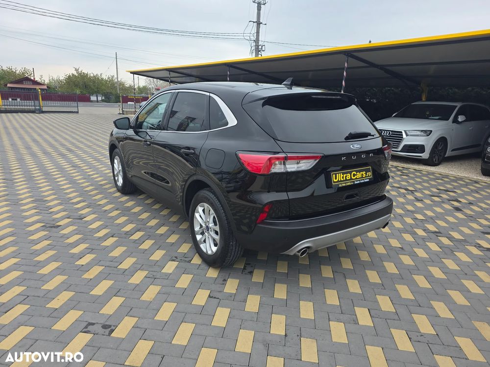 Ford Kuga - 3