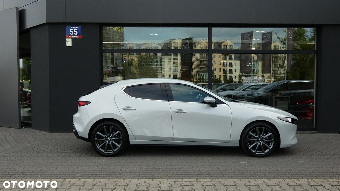Mazda 3 - 4