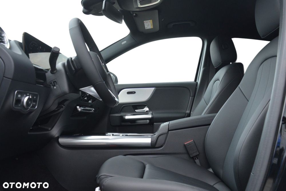 Mercedes-Benz GLA 200 Progressive - 8