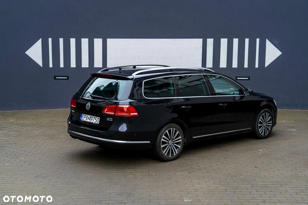 Volkswagen Passat Variant 2.0 TDI Highline DSG - 2