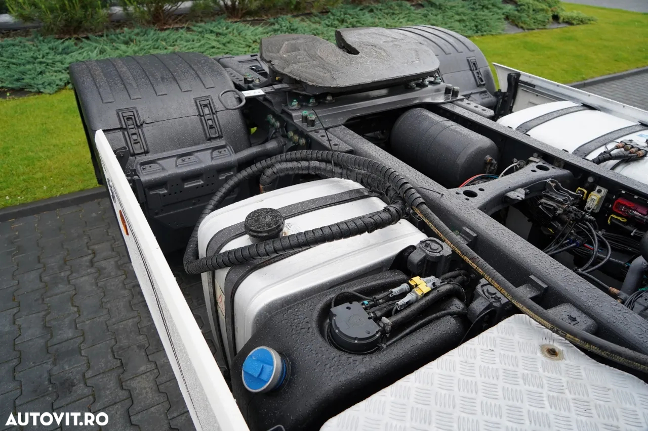 Scania R 520 / V8 / SISTEM HIDRAULIC / RETARDER / RĂCIRE ​​I-PARK / FULL AIRMATIC / ANVELOPE 100% / CONTRACT POST-SERVICE / IMPORTAT - 17