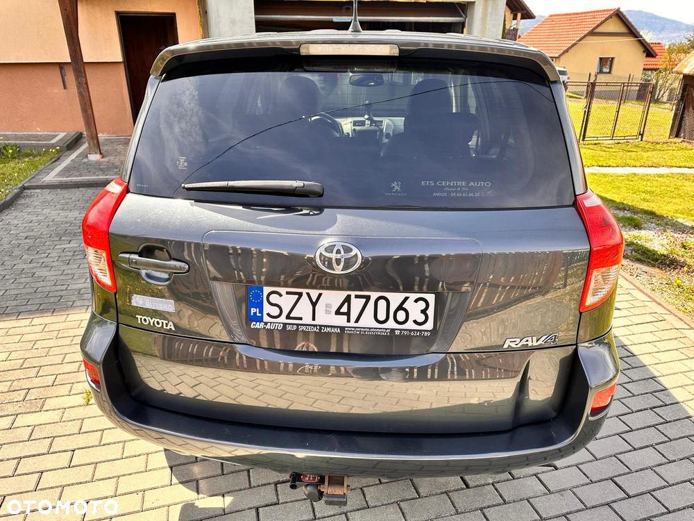 Toyota RAV4 2.2 D-4D X - 3