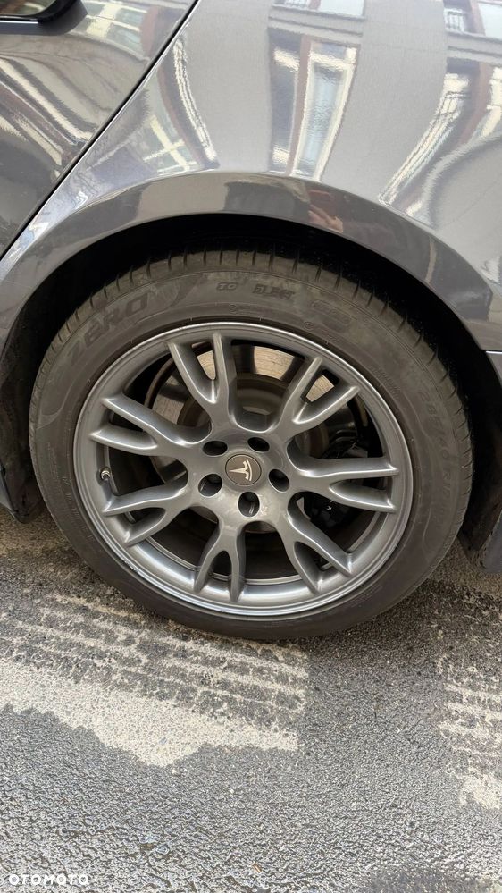 Tesla Model S Long Range - 34