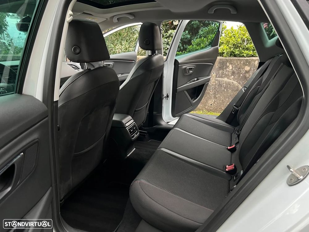 SEAT Leon 2.0 TDI DPF FR - 10