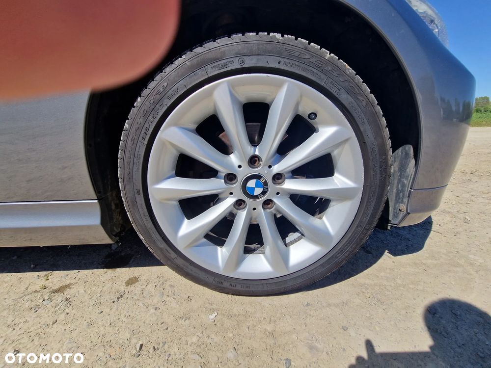 BMW Seria 3 318i - 8