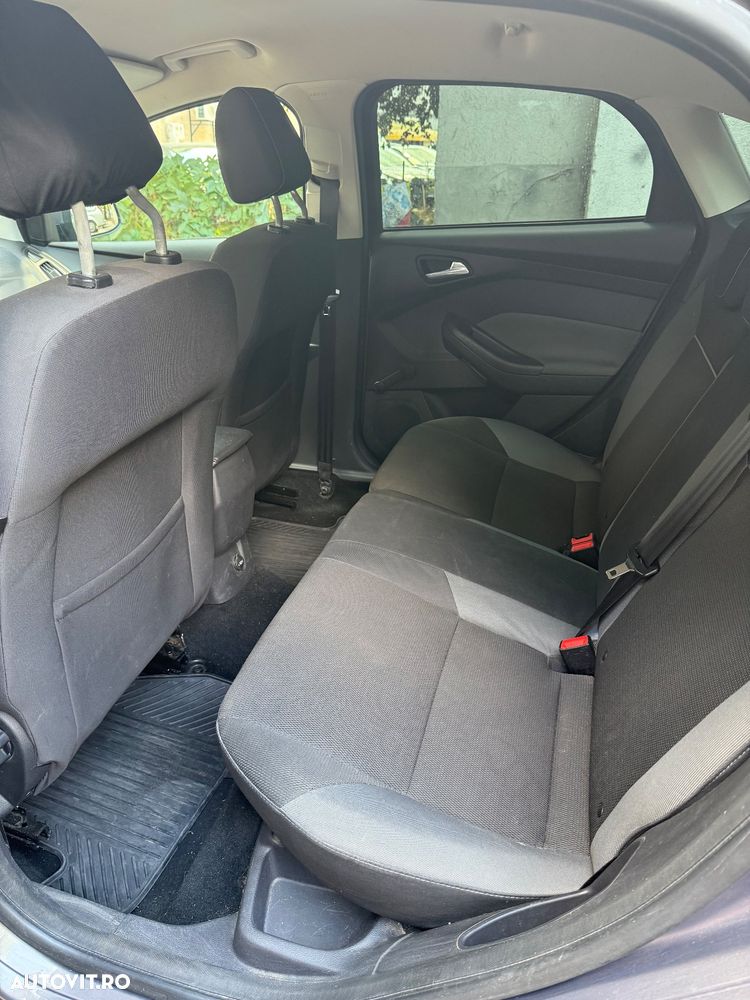 Ford Focus 1.6 TDCi DPF Trend - 7