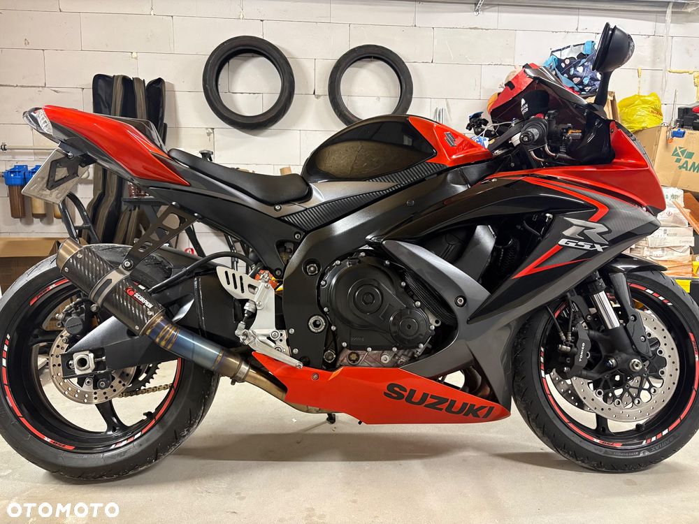 Suzuki GSX-R - 4