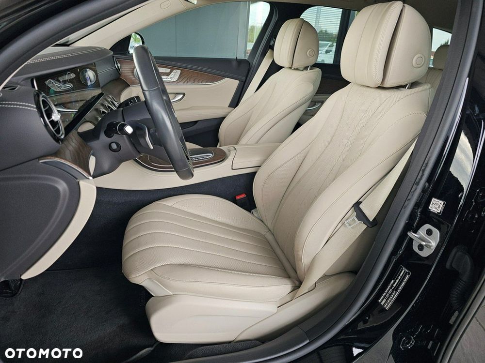 Mercedes-Benz Klasa E - 10