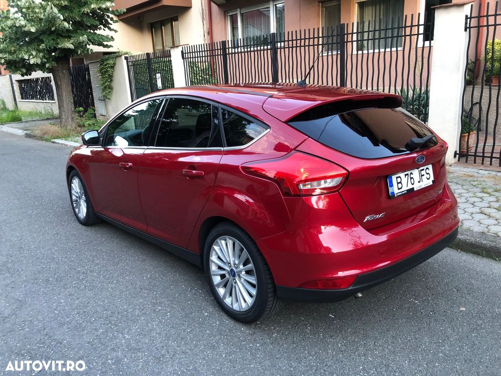Ford Focus 1.0 EcoBoost Titanium - 4