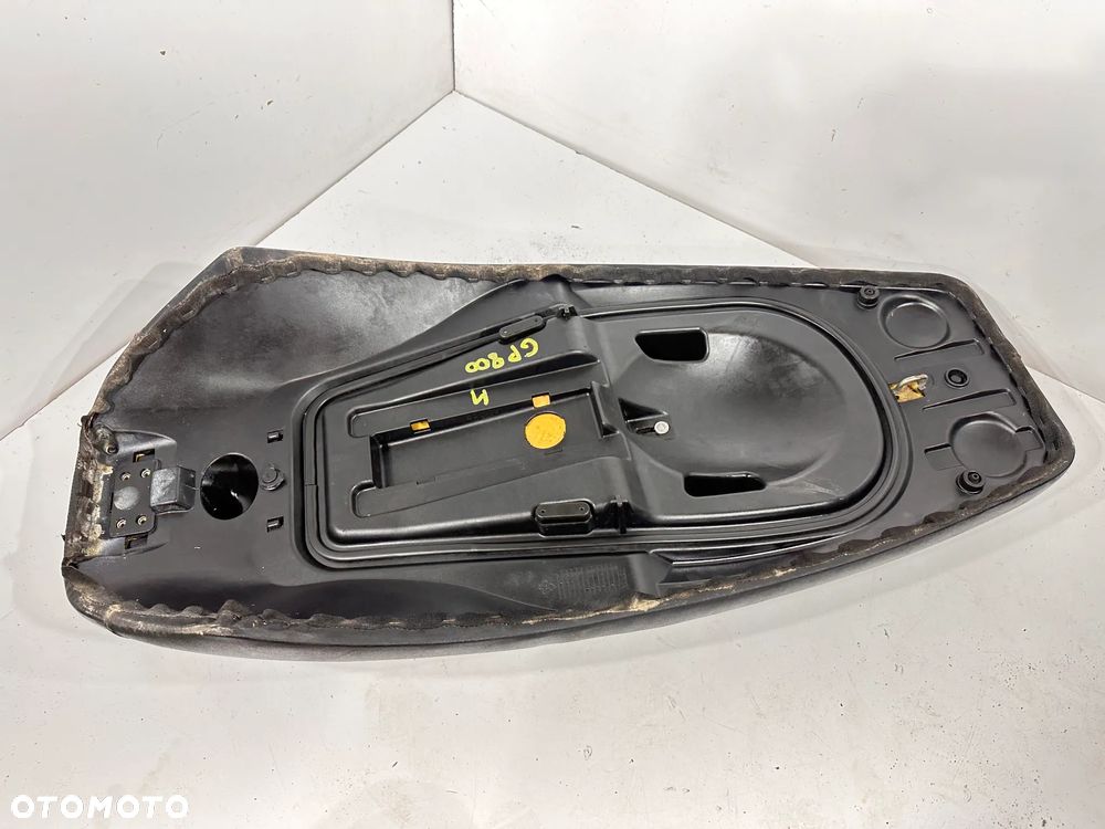 Siedzenie fotel kanapa Gilera GP 800 GP800 - 4