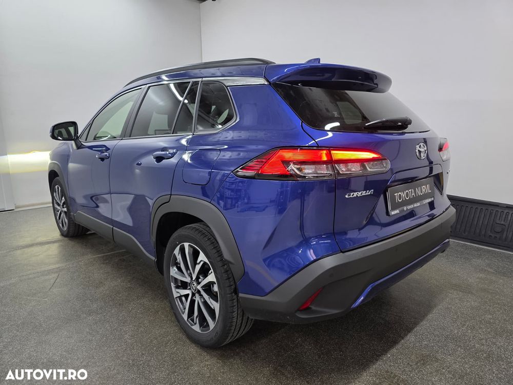 Toyota Corolla Cross - 3