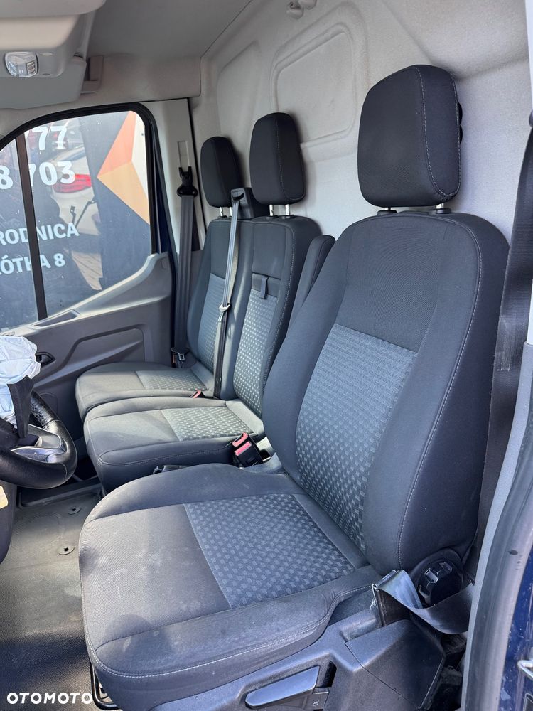 Ford Transit - 11