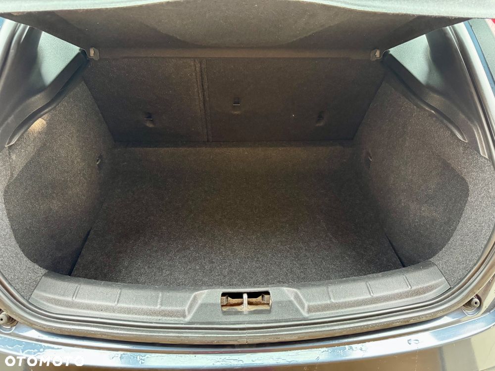 Volvo V40 D3 Momentum - 10