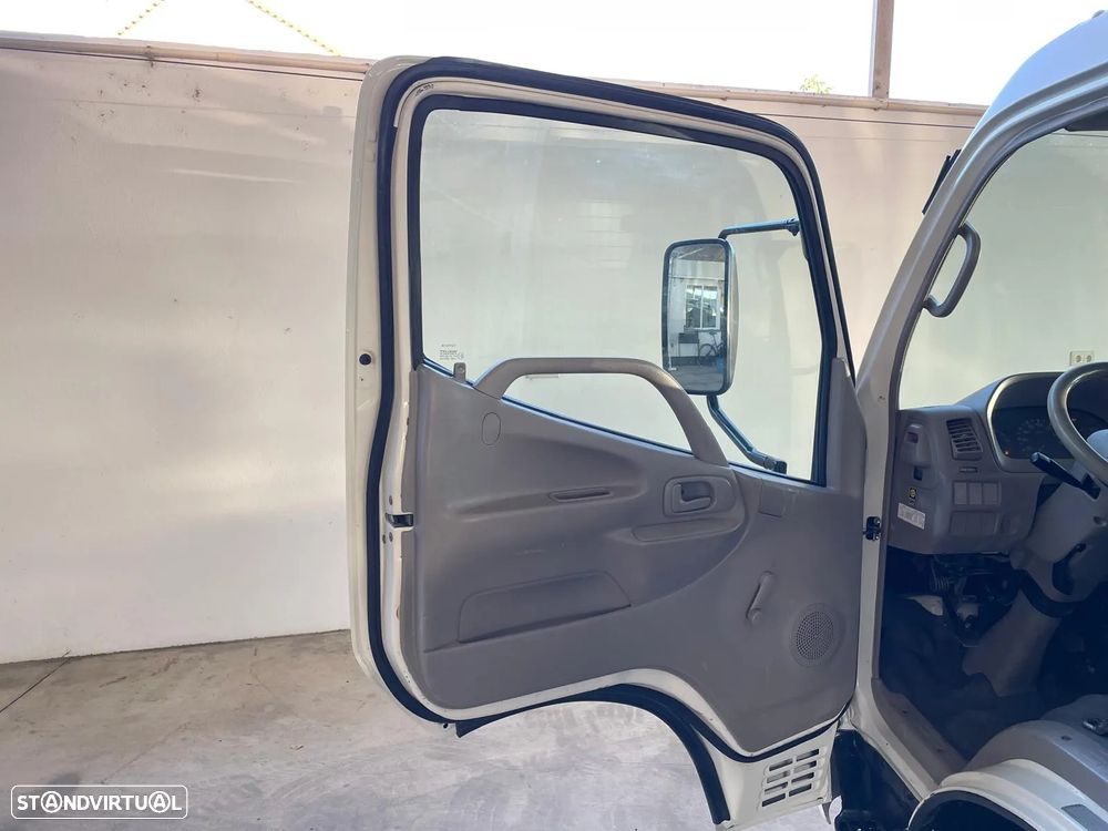 Toyota Dyna 3.0 D-4D c/Báscula - 14