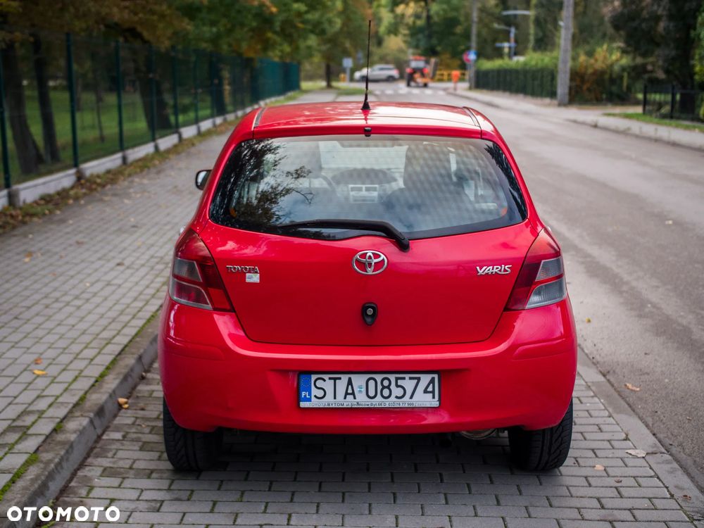 Toyota Yaris - 6