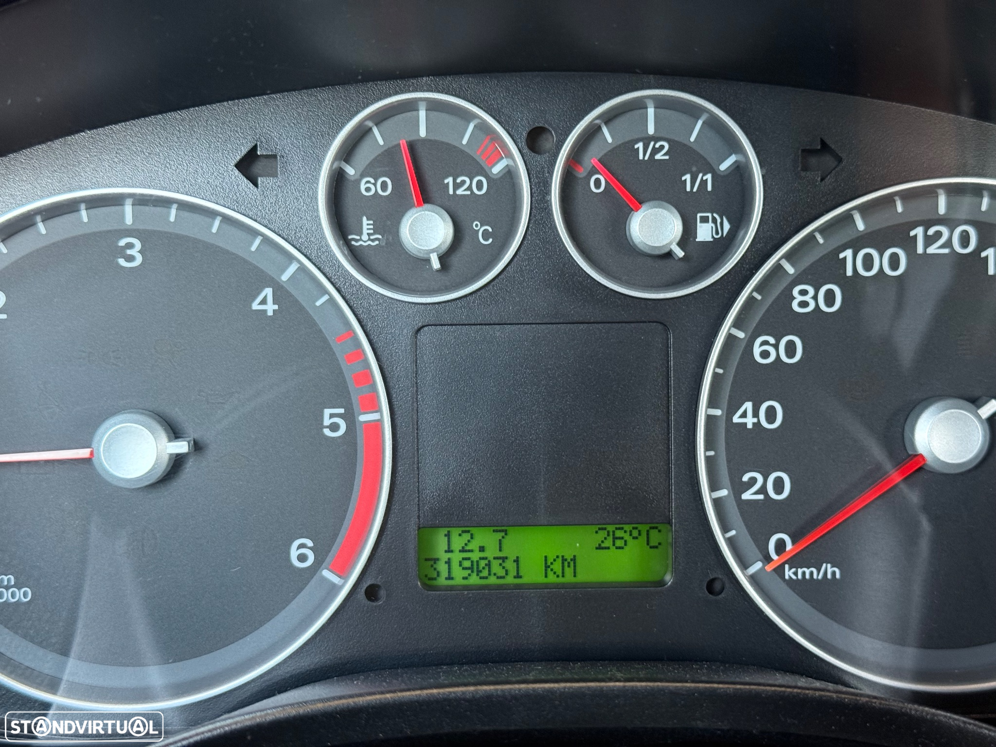 Ford Focus 1.6 TDCi Titanium - 19