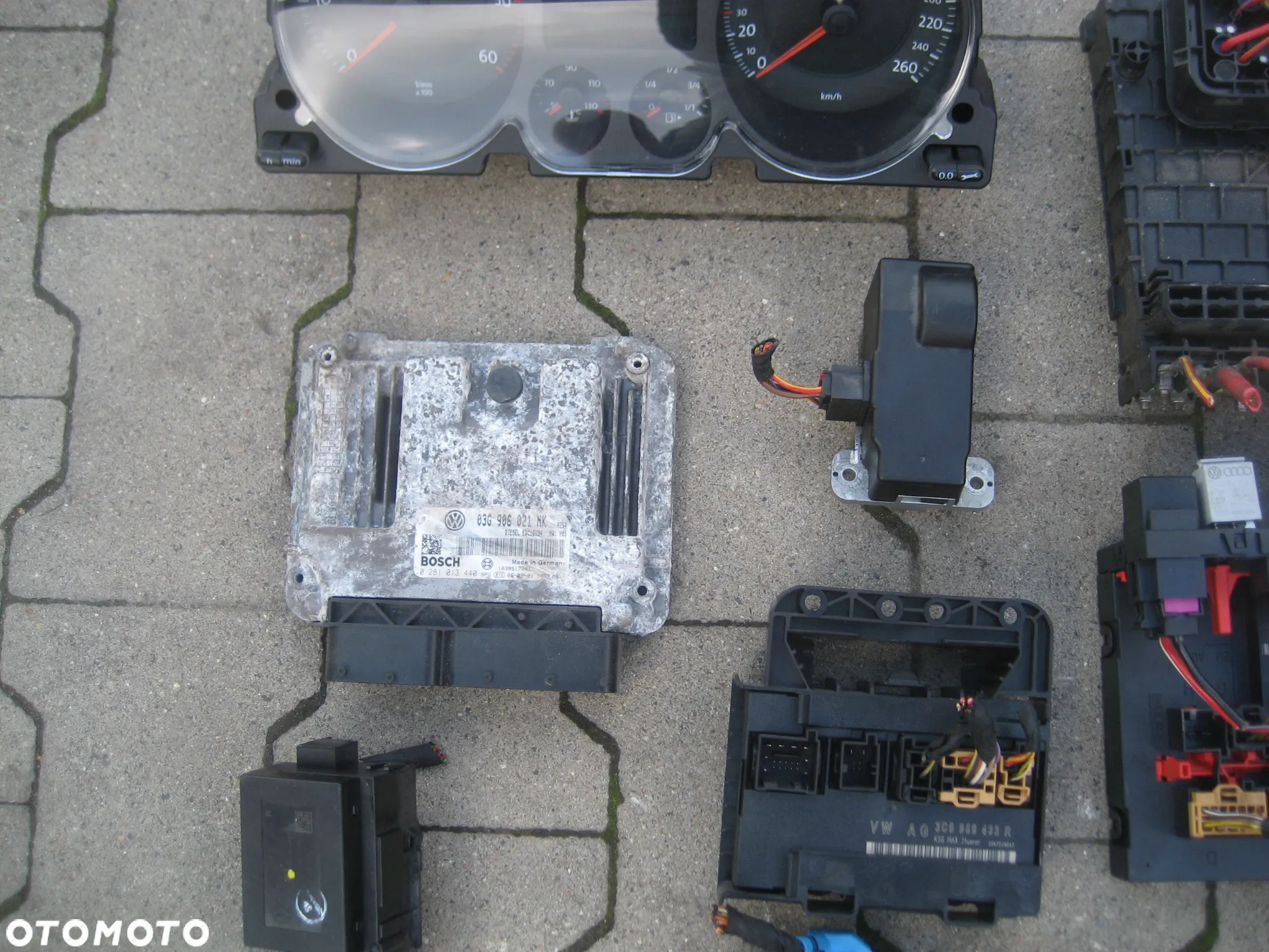 vw passat b6 2,0 tdi 140km automat komputer silnika zestaw startowy 03g906021nk - 5