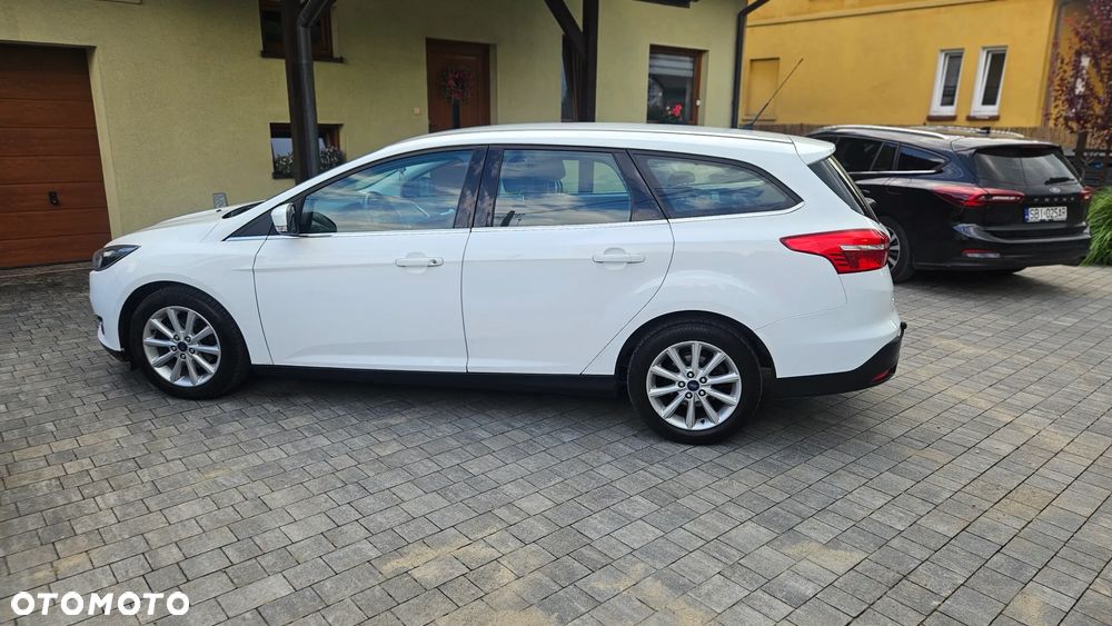 Ford Focus 1.0 EcoBoost Titanium - 6