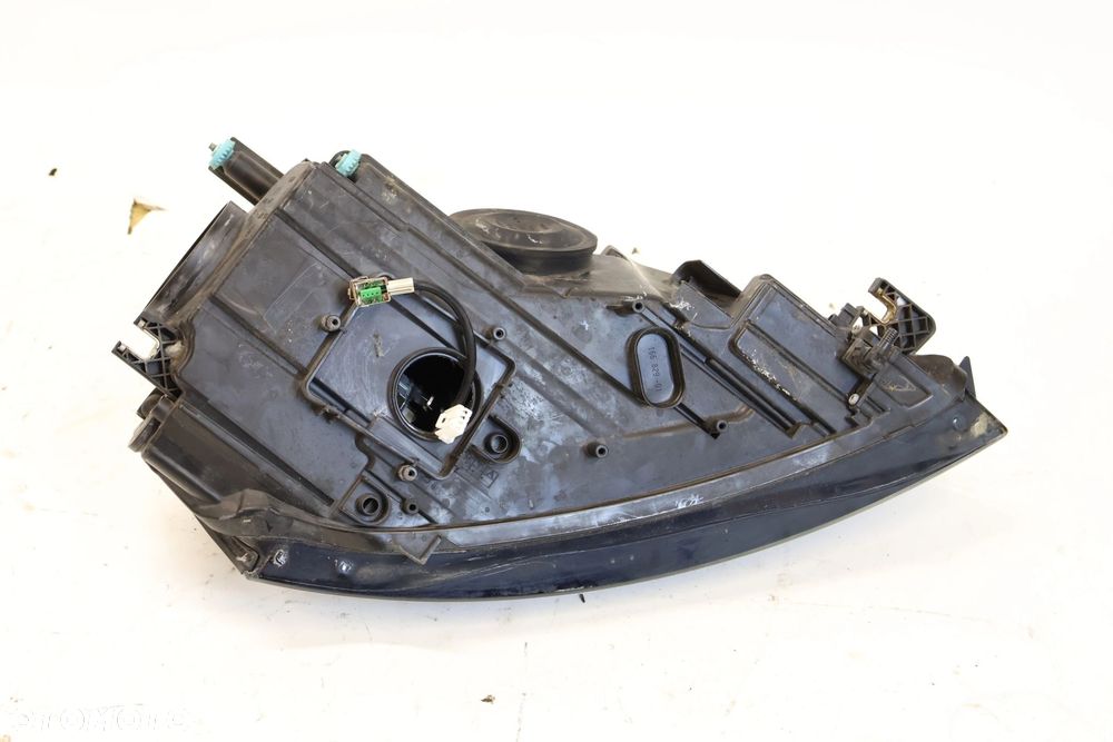 Audi A3 lampa przód lewa 8P0941003BE lift - 2