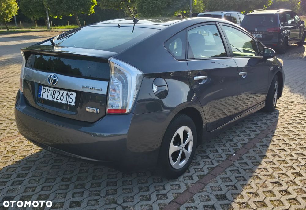 Toyota Prius - 2