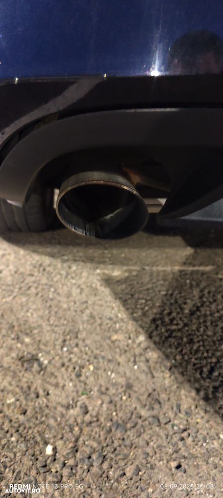 Volkswagen Passat 1.6 TDI BlueMotion Technology Highline - 11