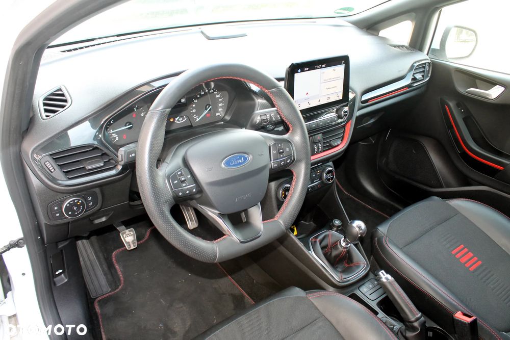 Ford Fiesta 1.0 EcoBoost S&S ST-LINE Red - 11