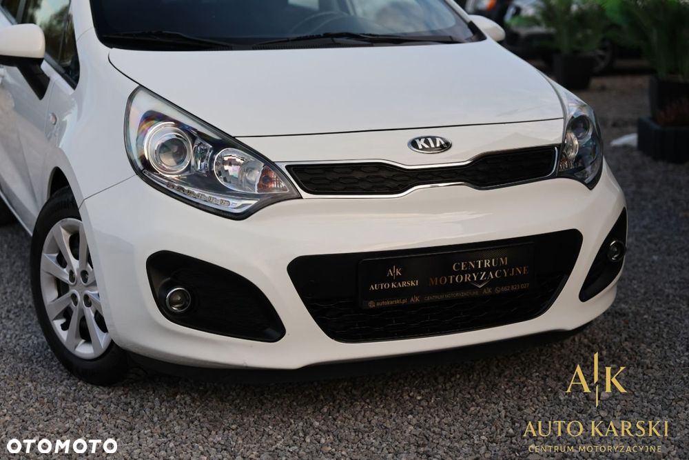 Kia Rio - 12