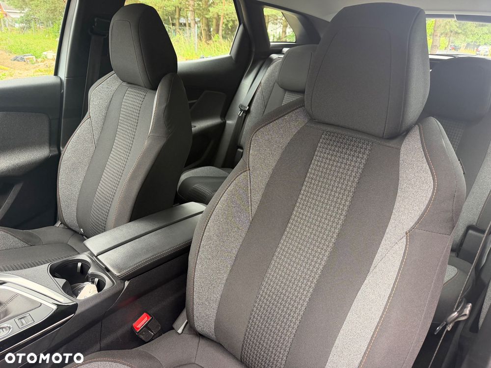 Peugeot 3008 1.5 BlueHDi Allure Pack S&S - 20